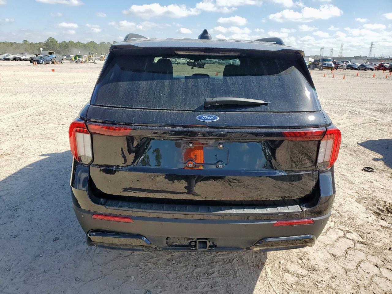 Ford Explorer St-line Image 11