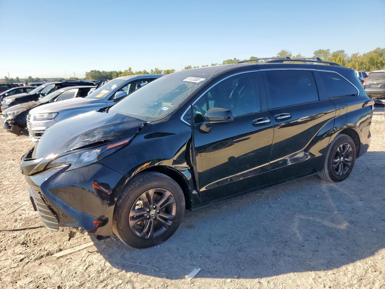 Toyota Sienna Xse Image 1