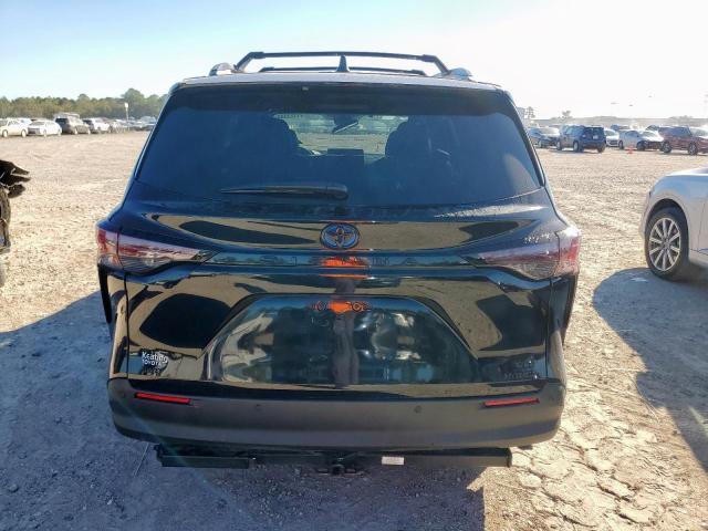 Toyota Sienna Xse Image 4