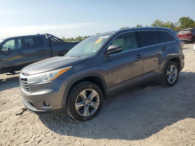  Salvage Toyota Highlander