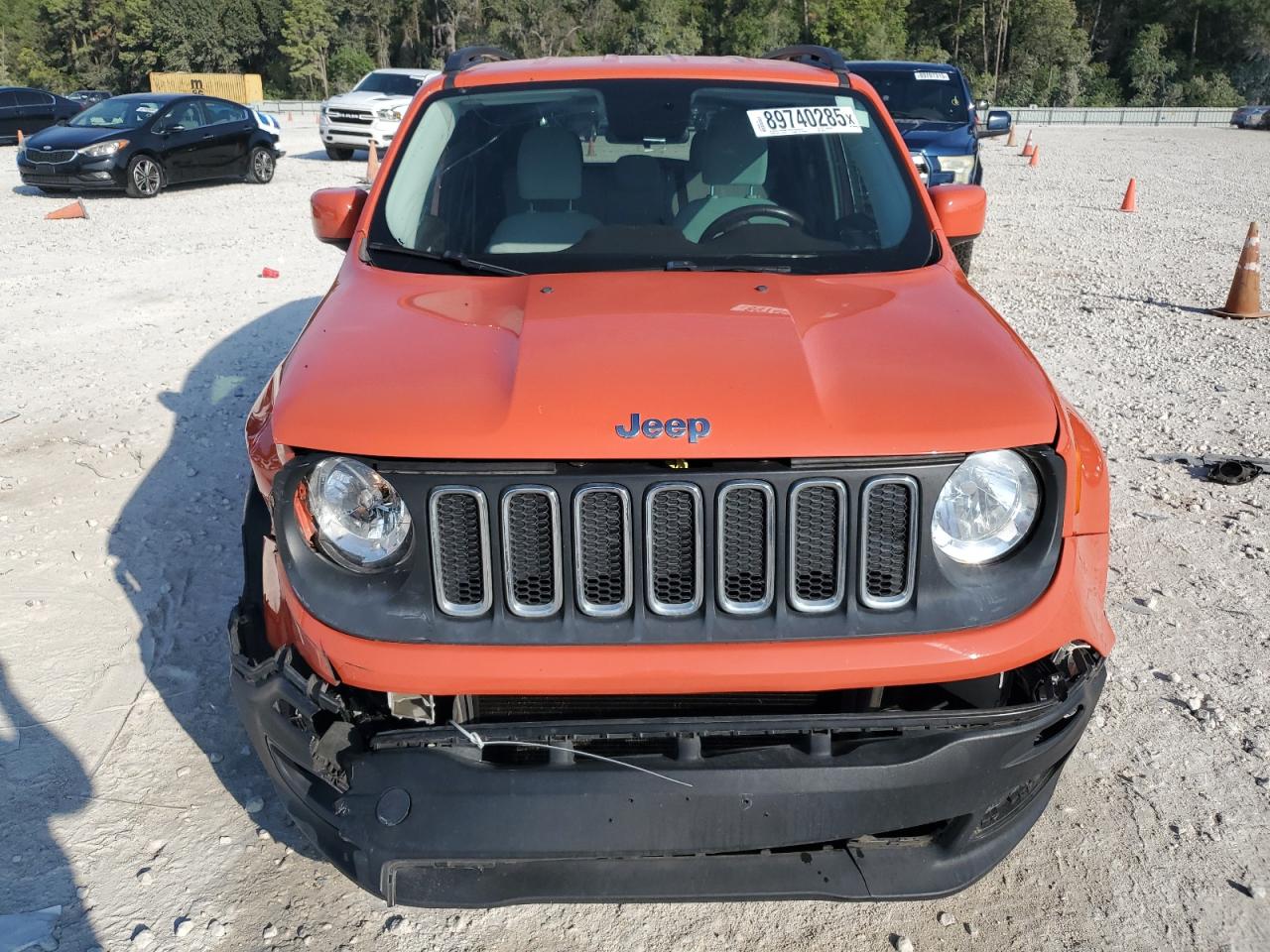 Jeep Renegade Latitude Image 3