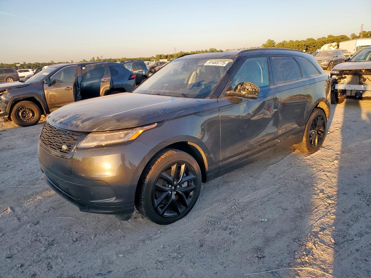 Land Rover Range Rover S Image 1