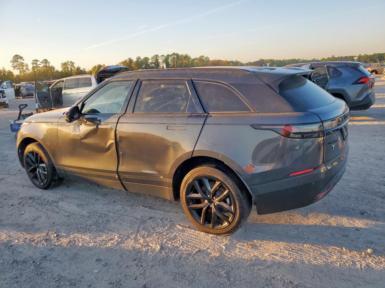 Land Rover Range Rover S Image 9