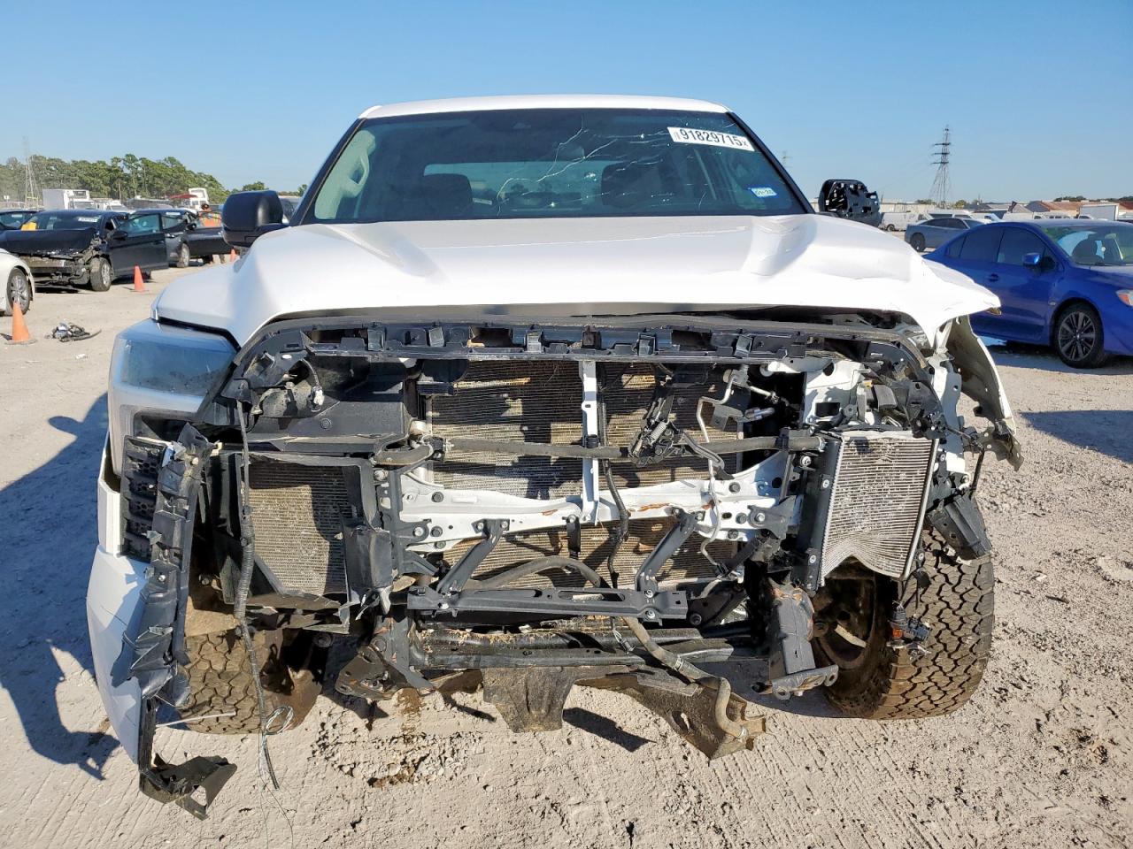Toyota Tundra Crewmax Sr Image 3
