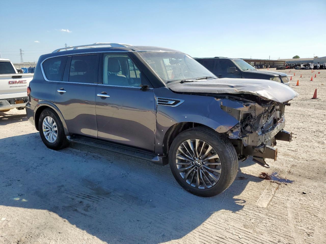 INFINITI Qx Luxe Image 4