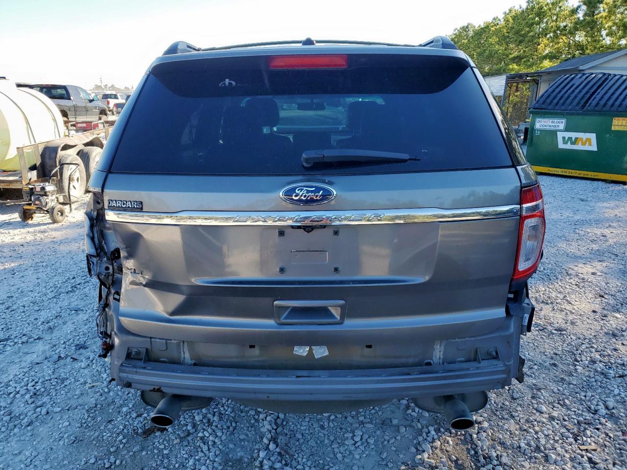 Ford Explorer Xlt Image 2