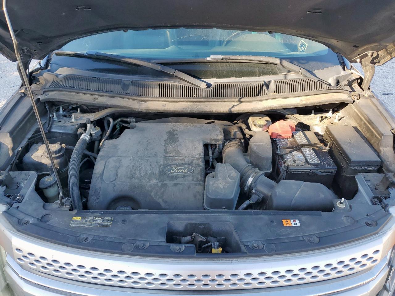 Ford Explorer Xlt Image 11