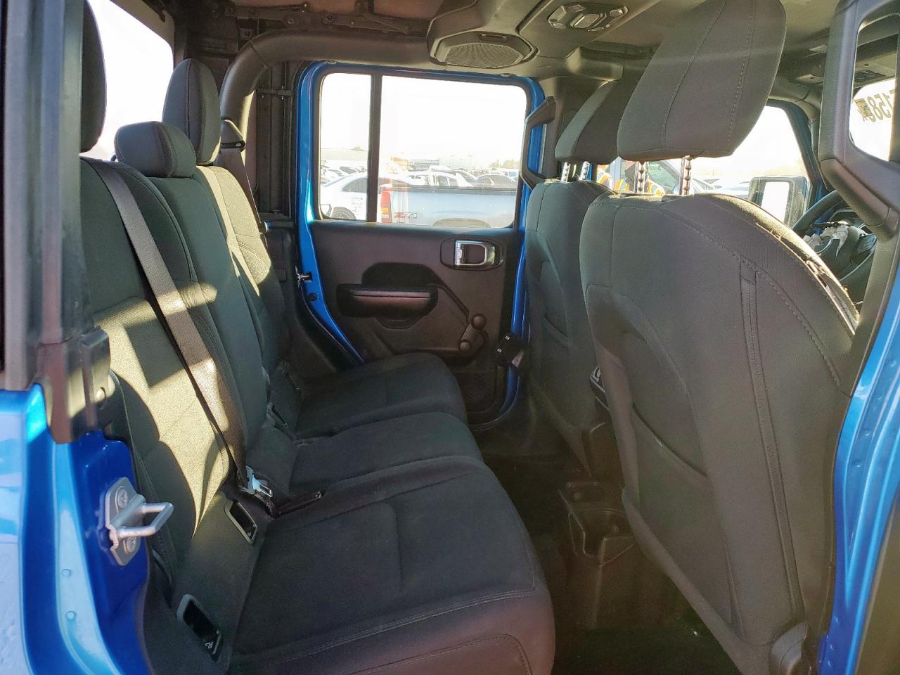 Jeep Gladiator Sport Image 12