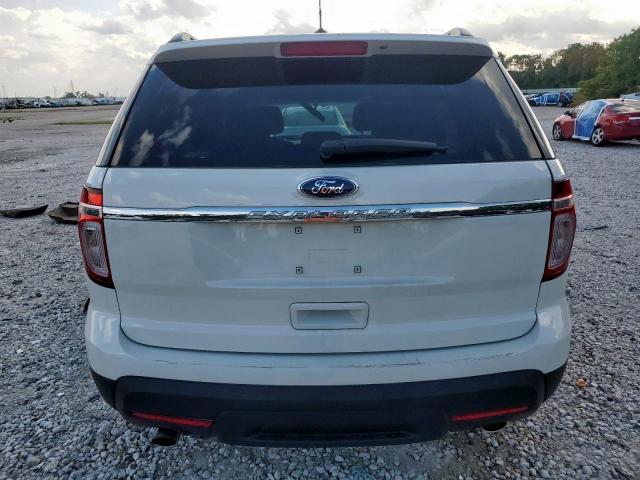 Ford Explorer Image 7