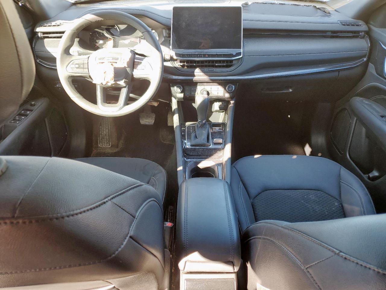 Jeep Compass Latitude Image 6