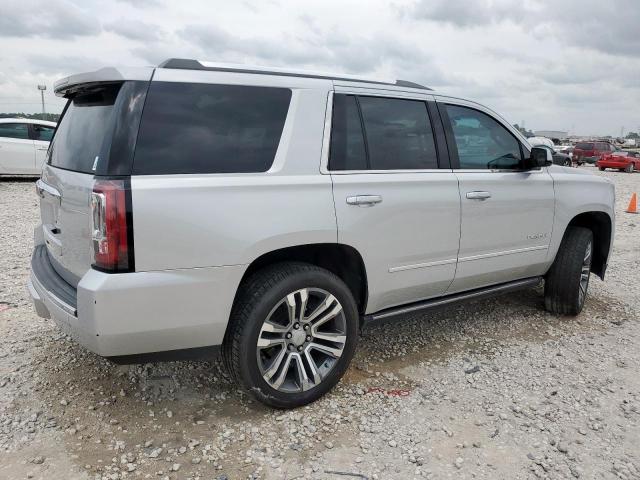 GMC Yukon Denali Image 12