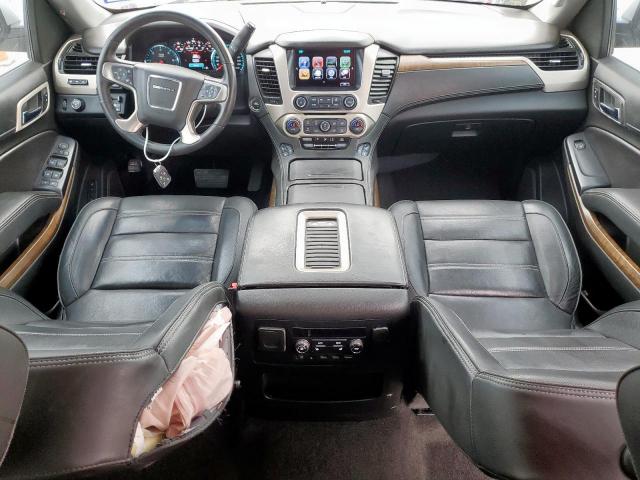 GMC Yukon Denali Image 5