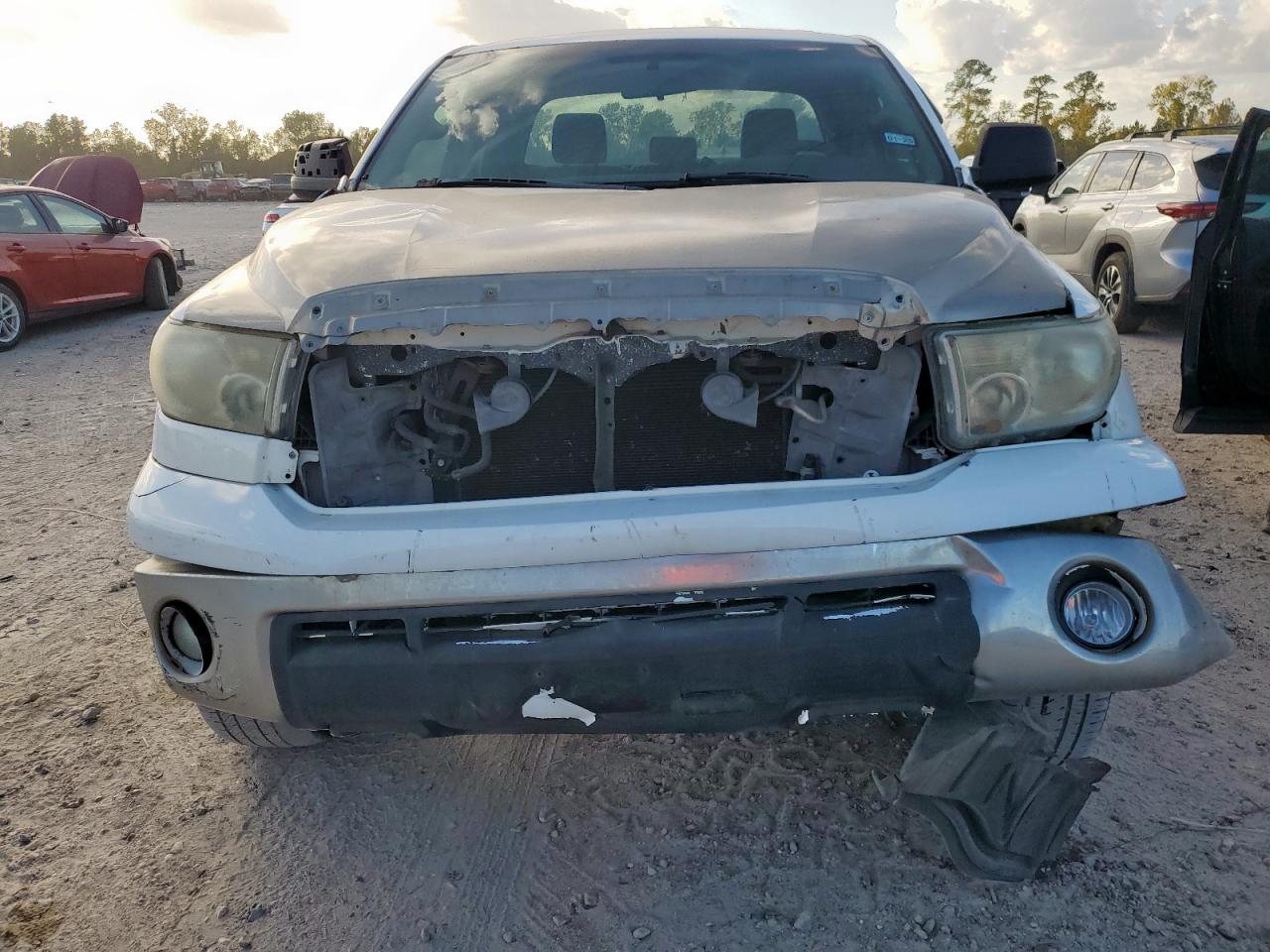 Toyota Tundra Double Cab Sr5 Image 11