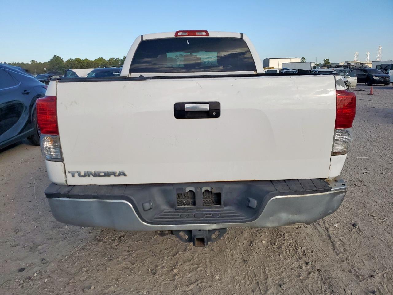Toyota Tundra Double Cab Sr5 Image 8