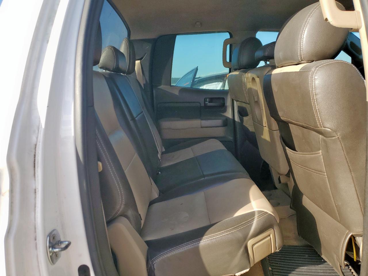 Toyota Tundra Double Cab Sr5 Image 9