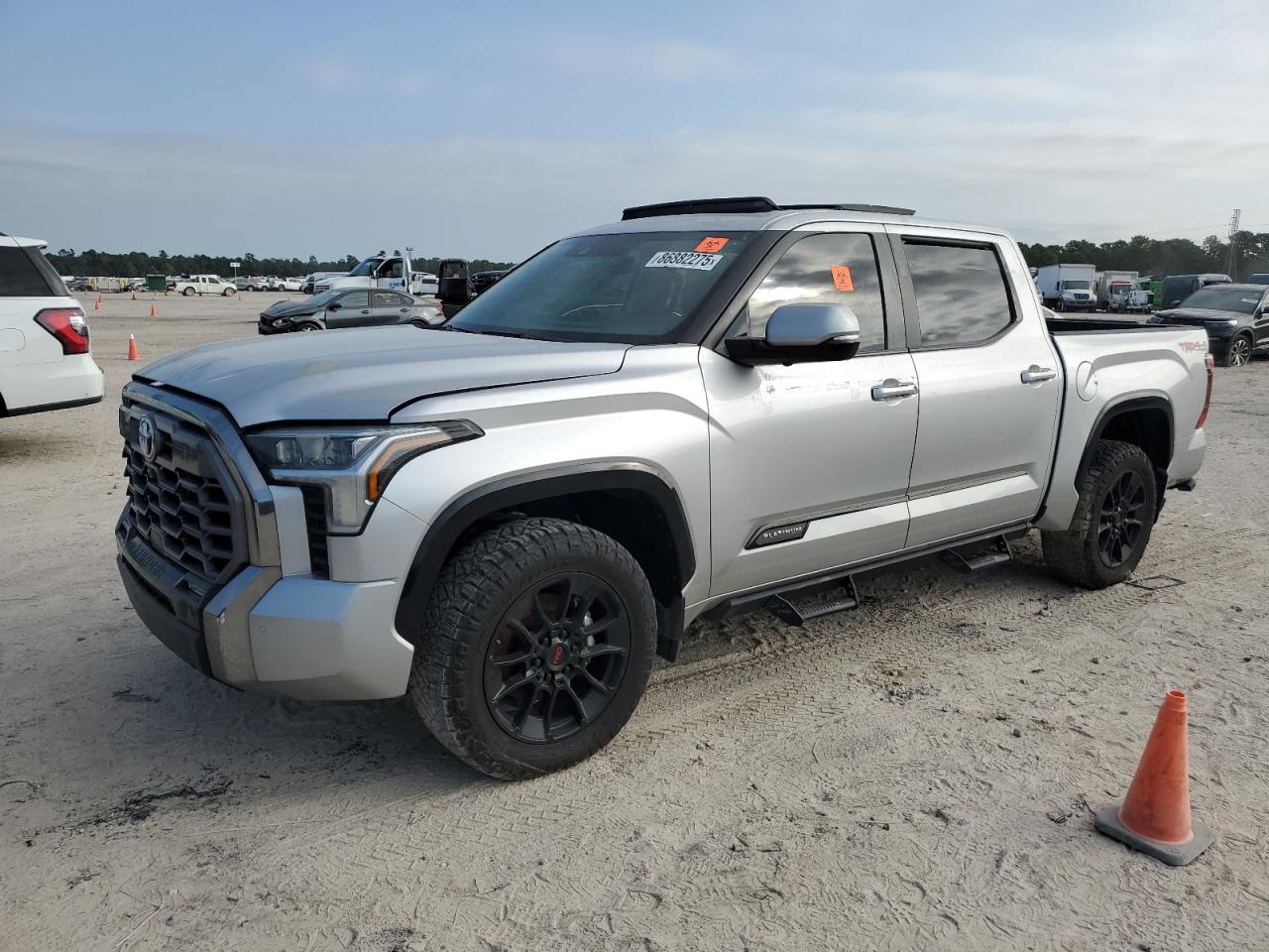 Toyota Tundra Crewmax Limited Image 1