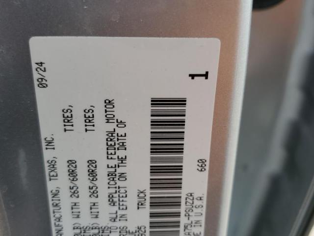 Toyota Tundra Crewmax Limited Image 9