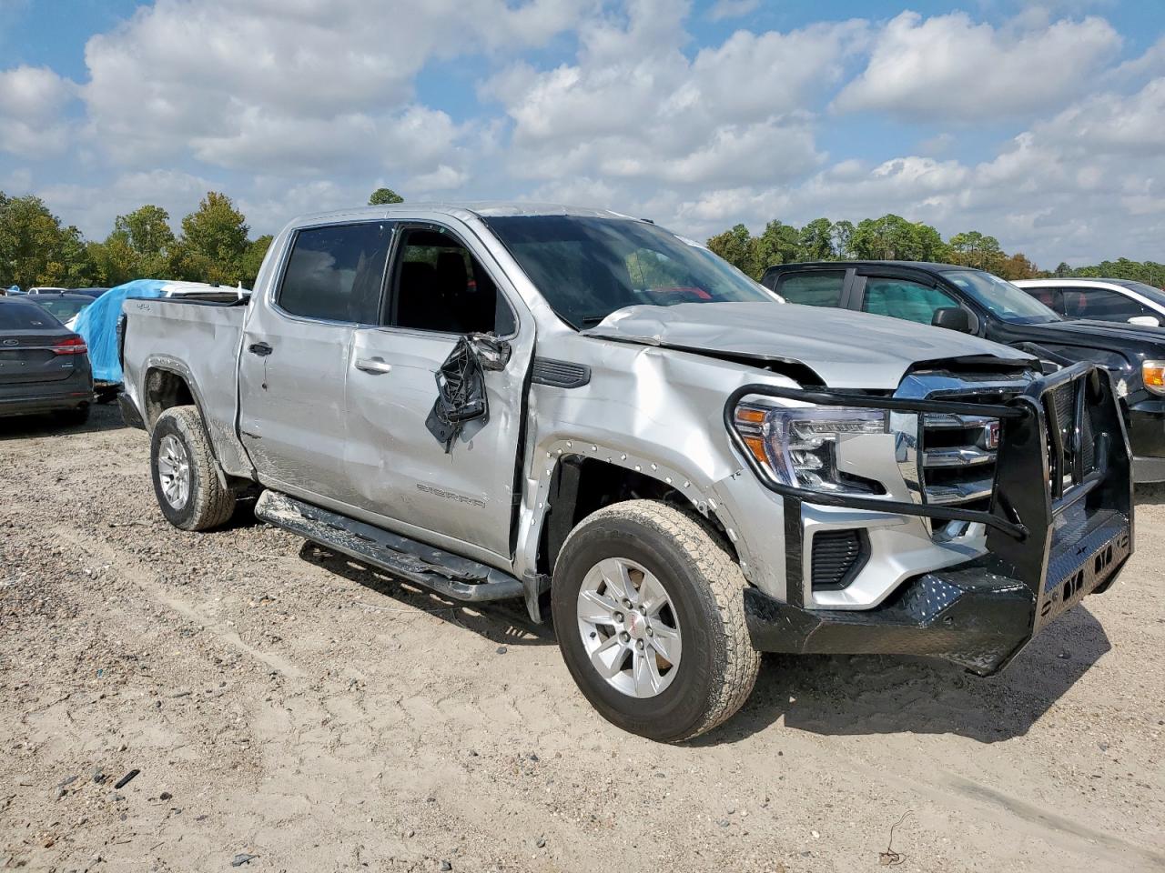 GMC Sierra K1500 Sle Image 3