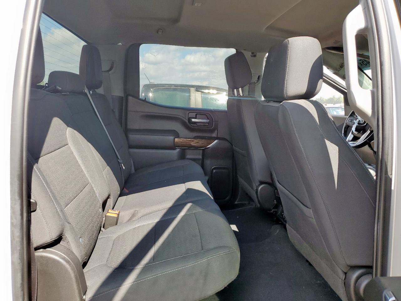 GMC Sierra K1500 Sle Image 8