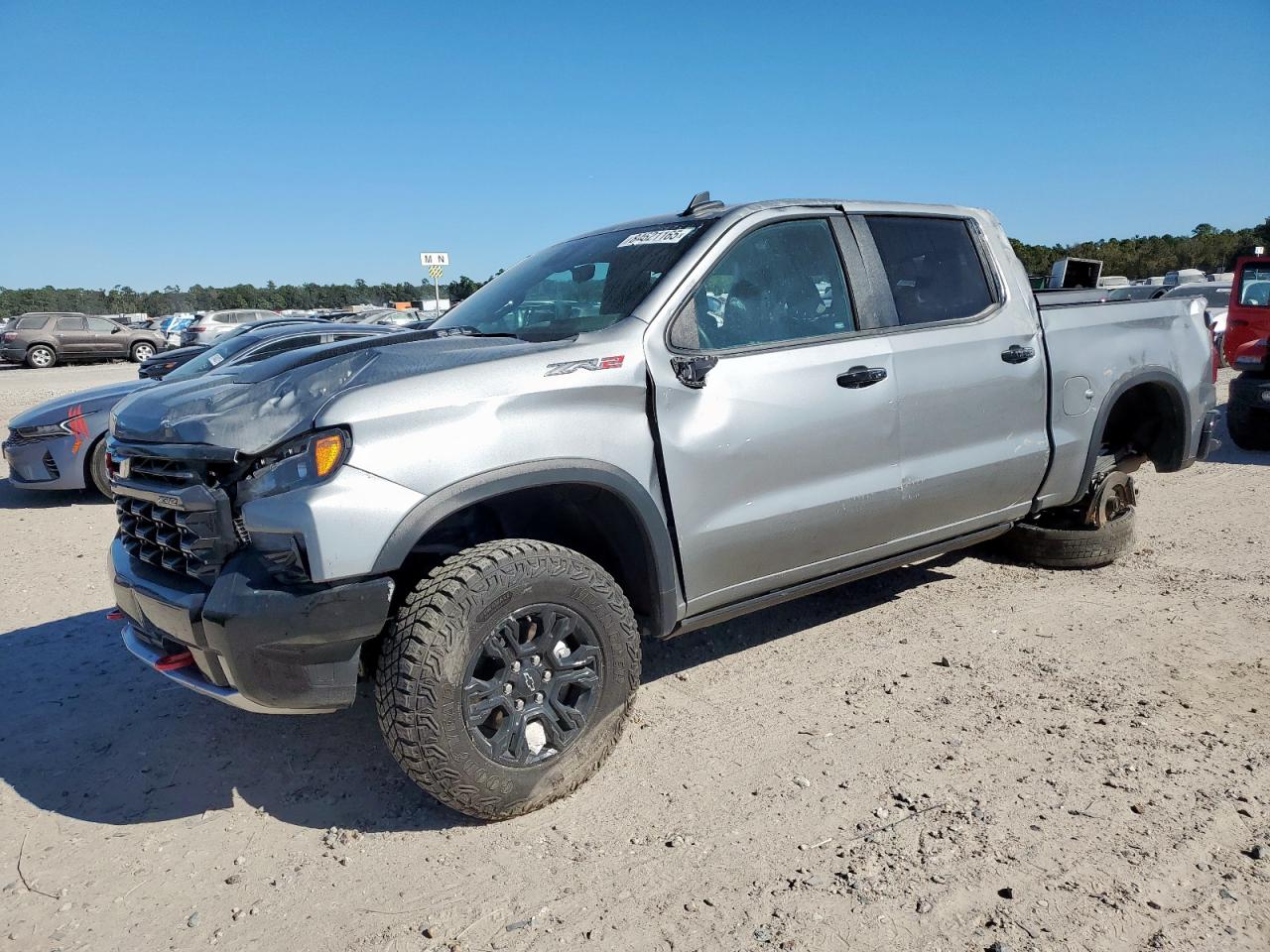 Chevrolet Silverado K1500 Zr2 Image 1