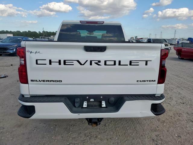 Chevrolet Silverado C1500 Custom Image 5