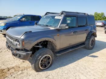  Salvage Ford Bronco