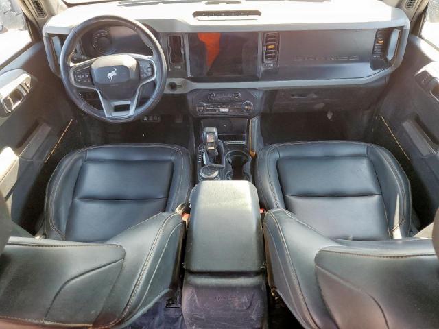 Ford Bronco Base Image 9