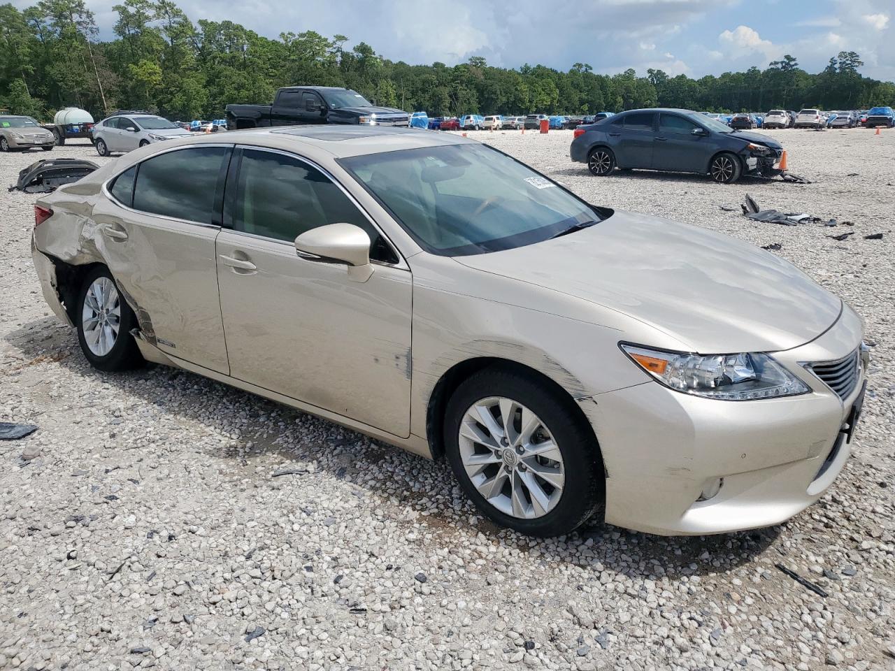 Lexus Es 300h Image 7