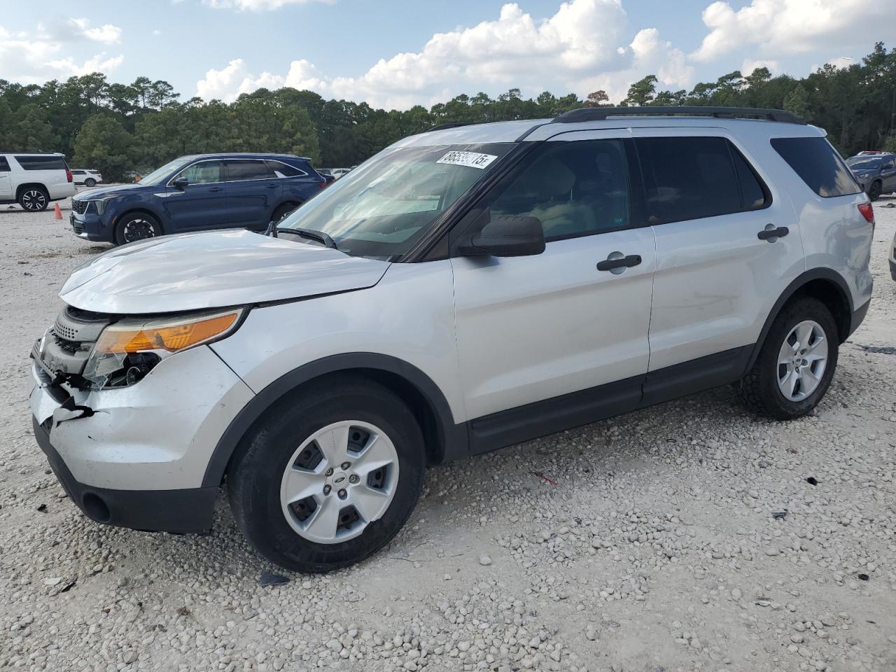 Ford Explorer Image 1