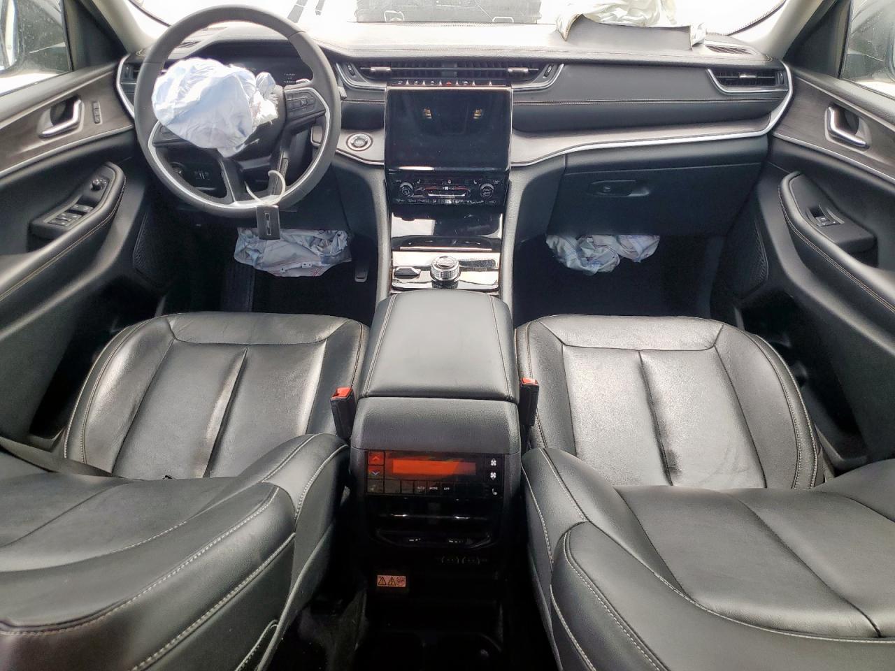 Jeep Grand Cherokee L Limited Image 11