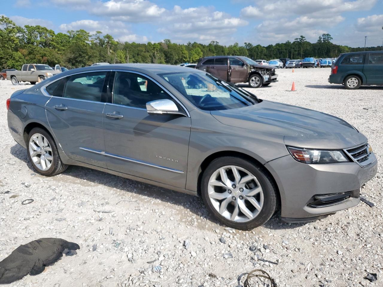 Chevrolet Impala Premier Image 6