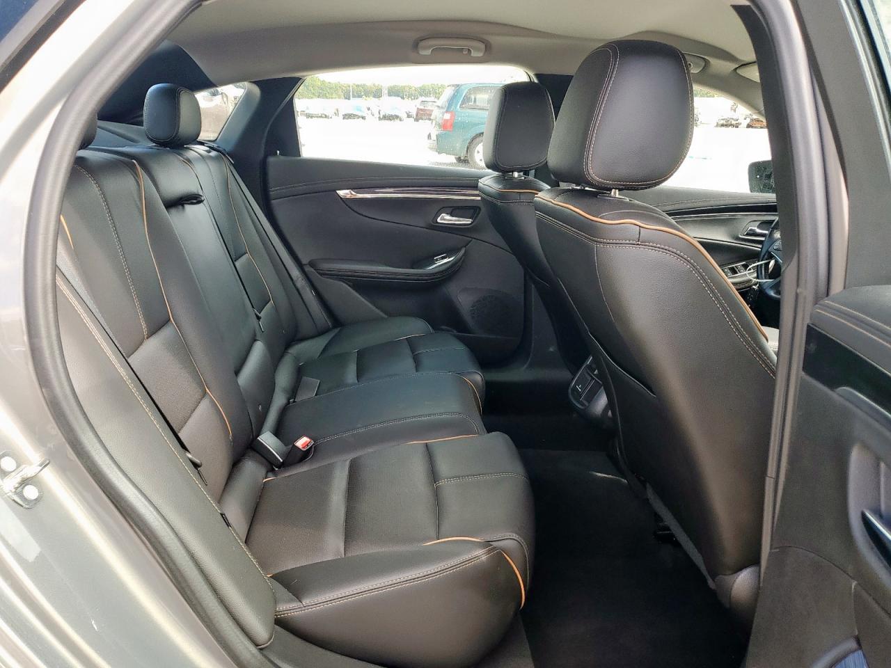 Chevrolet Impala Premier Image 7