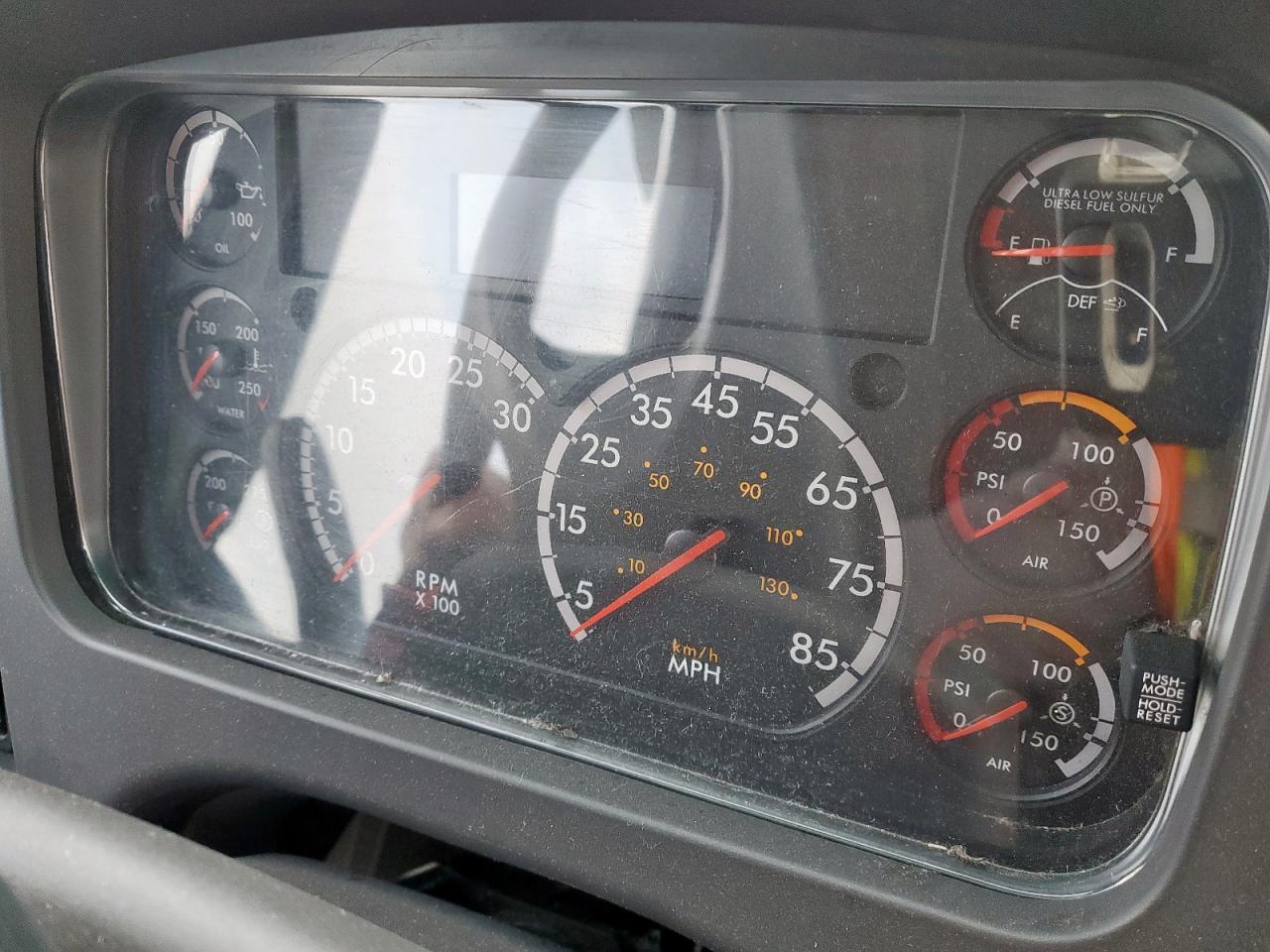 Freightliner Chassis B2 B2b Image 6