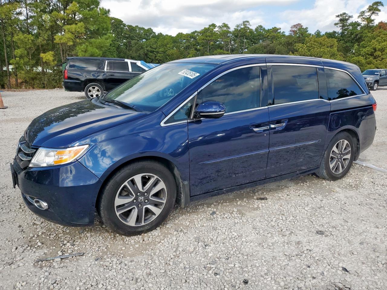 Honda Odyssey Touring Image 1
