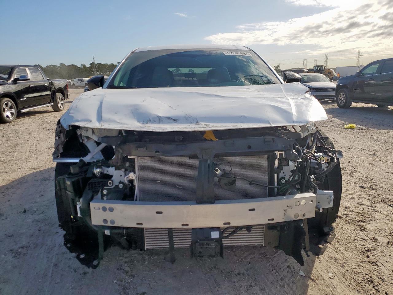 Nissan Murano Sv Image 8