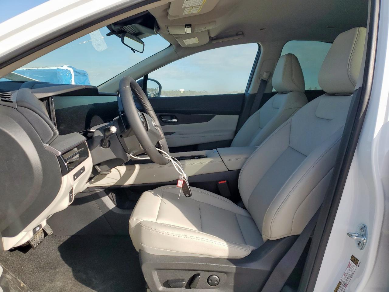 Nissan Murano Sv Image 7