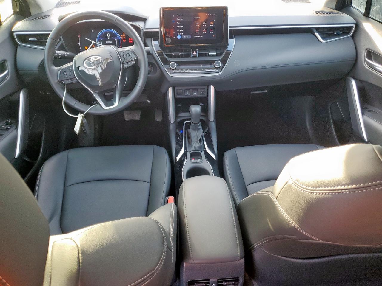 Toyota Corolla Xle Image 13