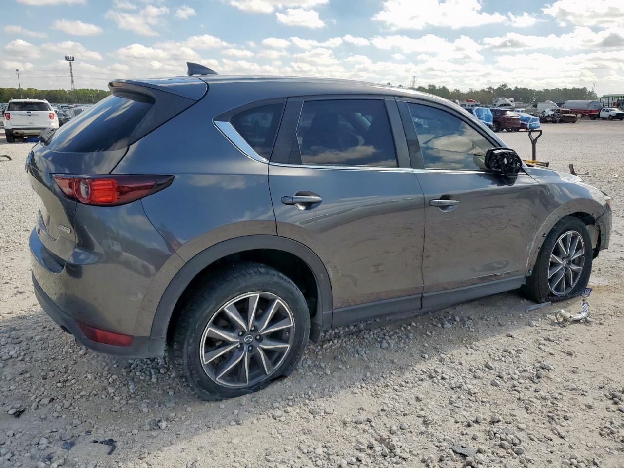 Mazda Cx Touring Image 3