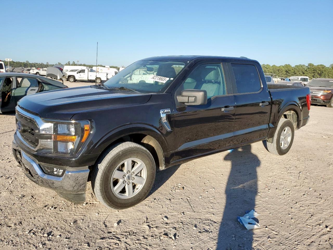 Ford F-150 Supercrew Image 1