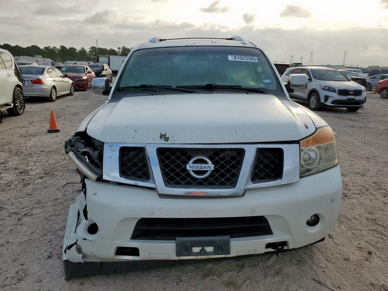 Nissan Armada Platinum Image 2