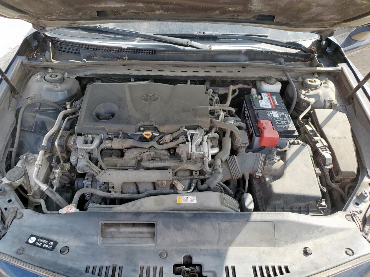 Toyota Camry L Image 11