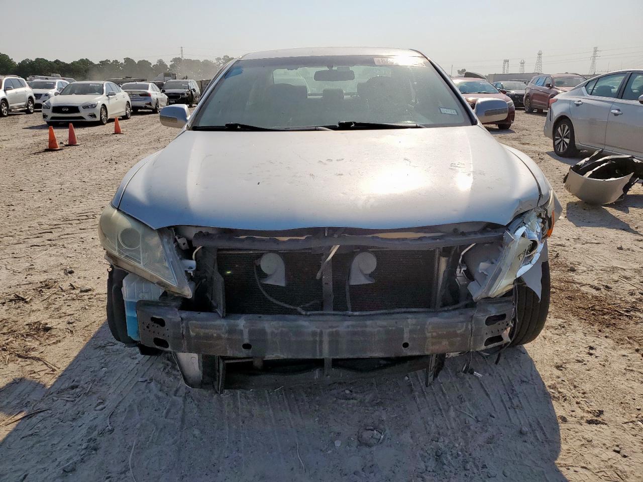 Toyota Camry Ce Image 8