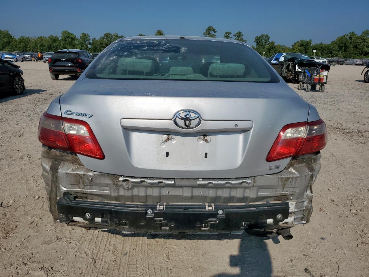 Toyota Camry Ce Image 5