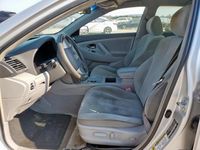 Toyota Camry Ce Image 9