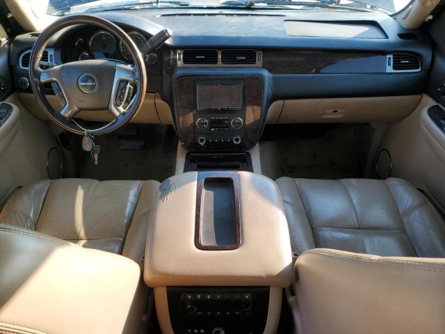 GMC Yukon Denali Image 4