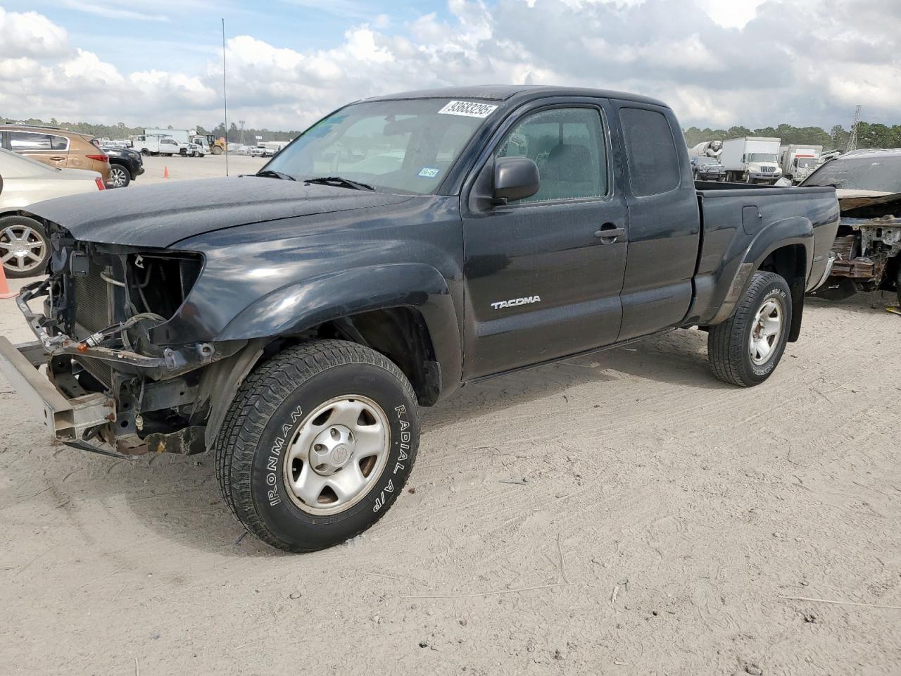 Toyota Tacoma Prerunner Access Cab Image 1