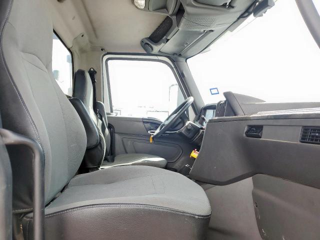 International Lt625 Image 9