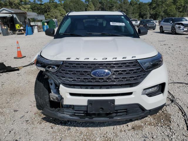 Ford Explorer Xlt Image 13