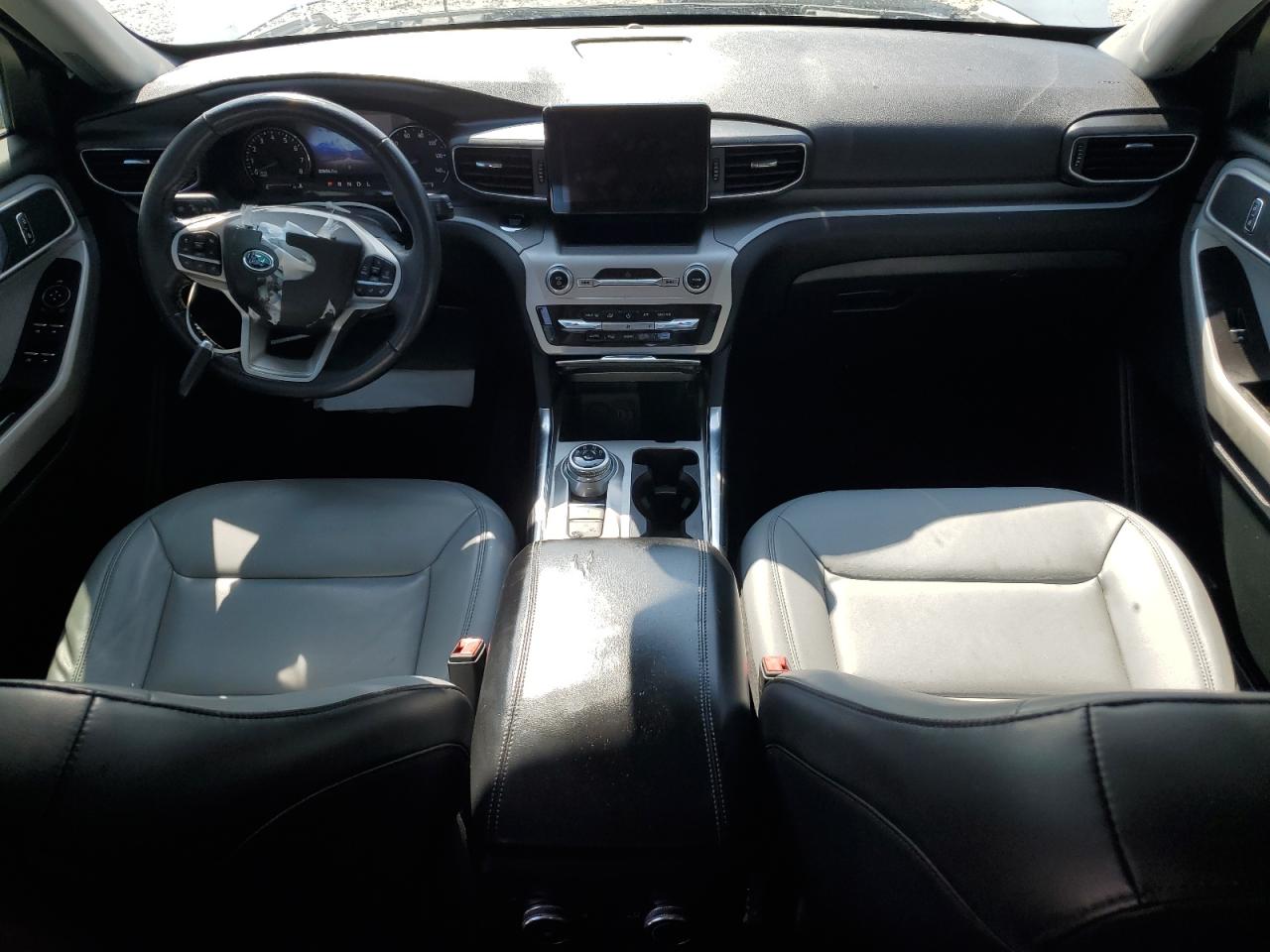 Ford Explorer Xlt Image 7