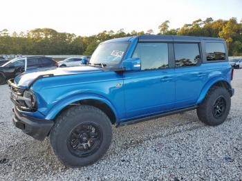  Salvage Ford Bronco